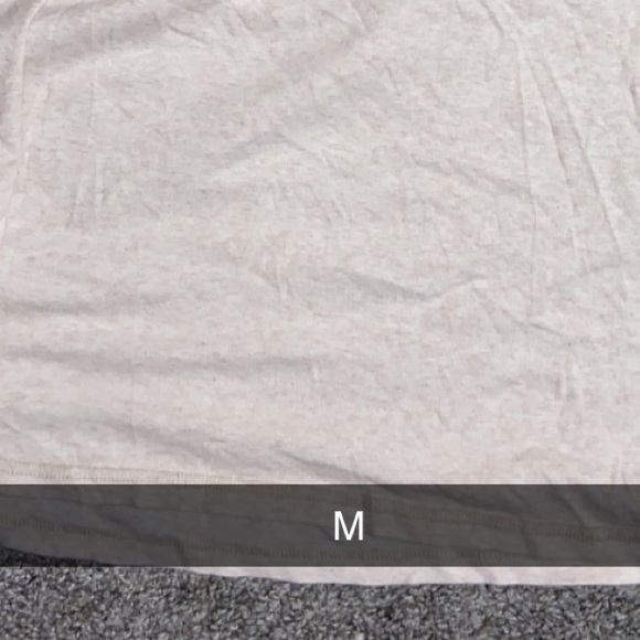 11 SHIRTS! GREAT CONDITION! Tank tops/t-shirts/dress shirts/sweater - Picture 5 of 11